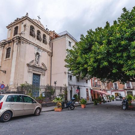 Ursino Apartment With Balcony By Wonderful Italy คาตาเนีย ภายนอก รูปภาพ