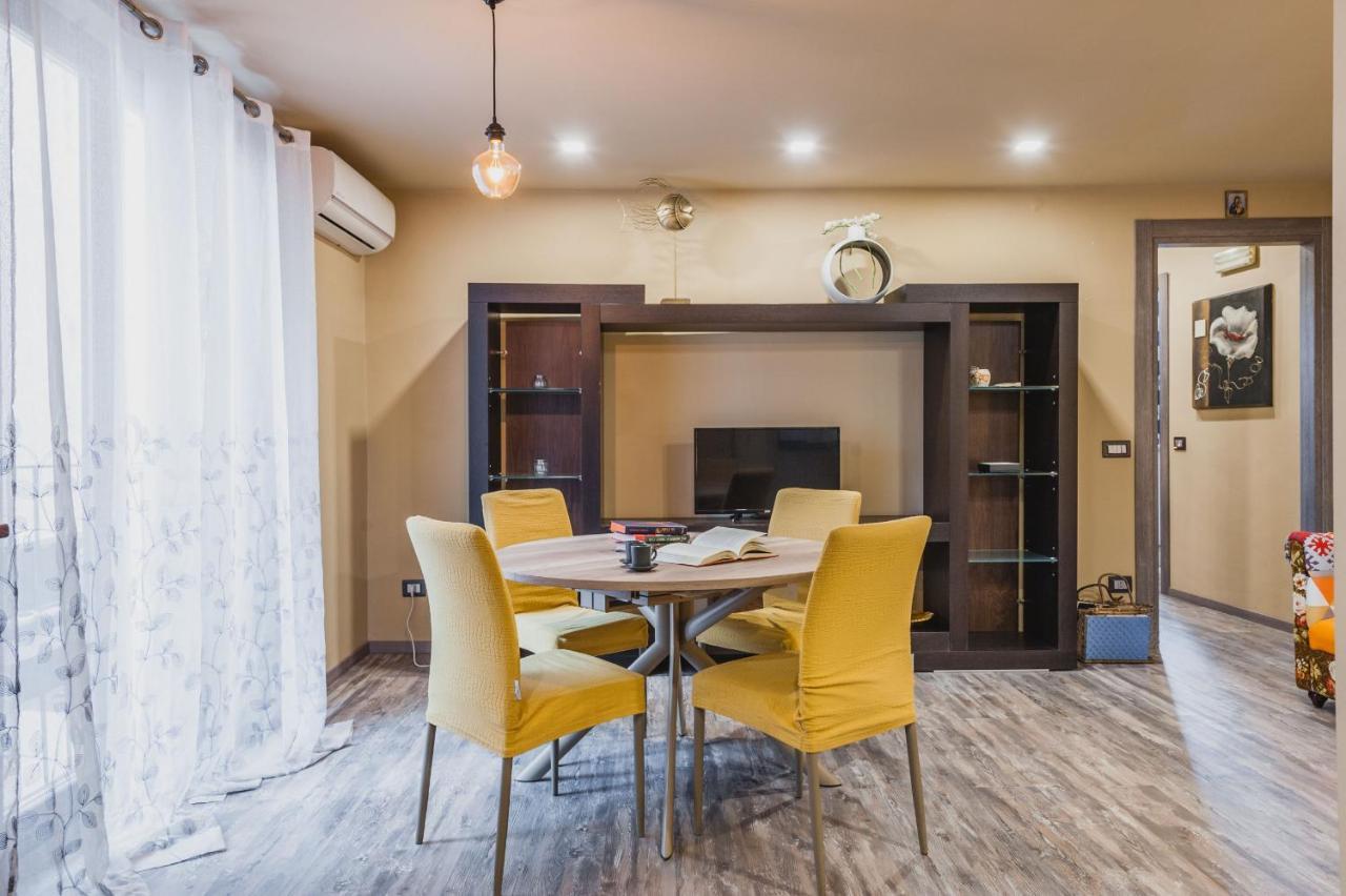 Ursino Apartment With Balcony By Wonderful Italy คาตาเนีย ภายนอก รูปภาพ