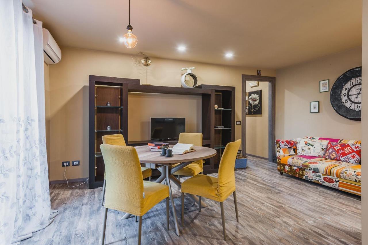 Ursino Apartment With Balcony By Wonderful Italy คาตาเนีย ภายนอก รูปภาพ