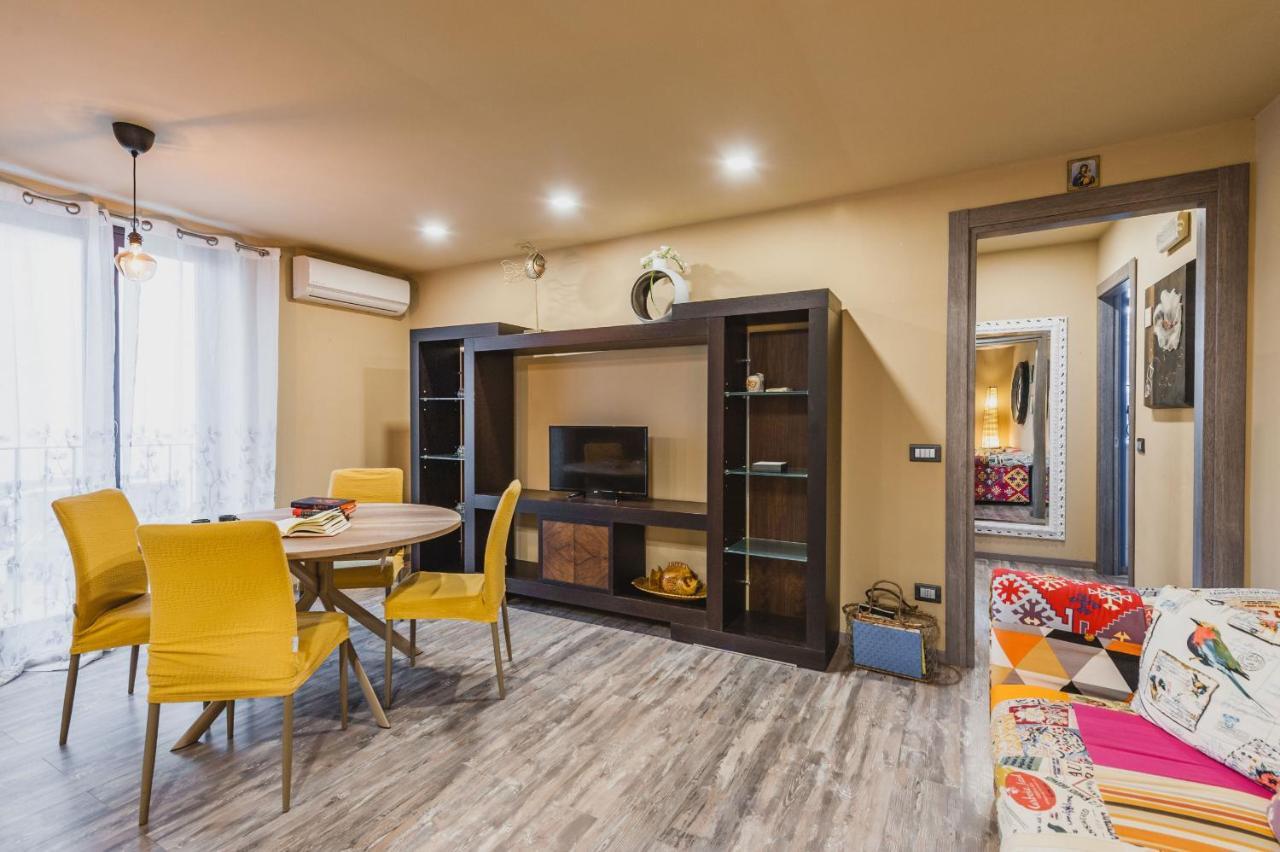 Ursino Apartment With Balcony By Wonderful Italy คาตาเนีย ภายนอก รูปภาพ